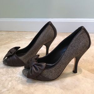 Steve Madden Brown Tweed Pumps - Size 6.5
